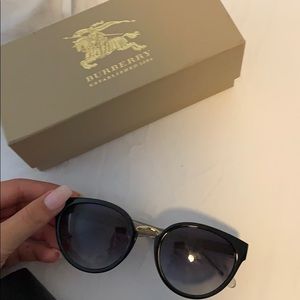 Burberry subtle cat eye sunglasses